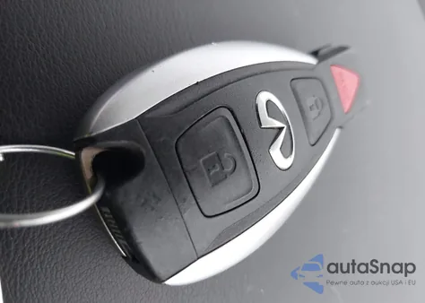 2017 Infiniti Qx30 z USA, uszkodzony, nr VIN SJKCH5CP9HA020293